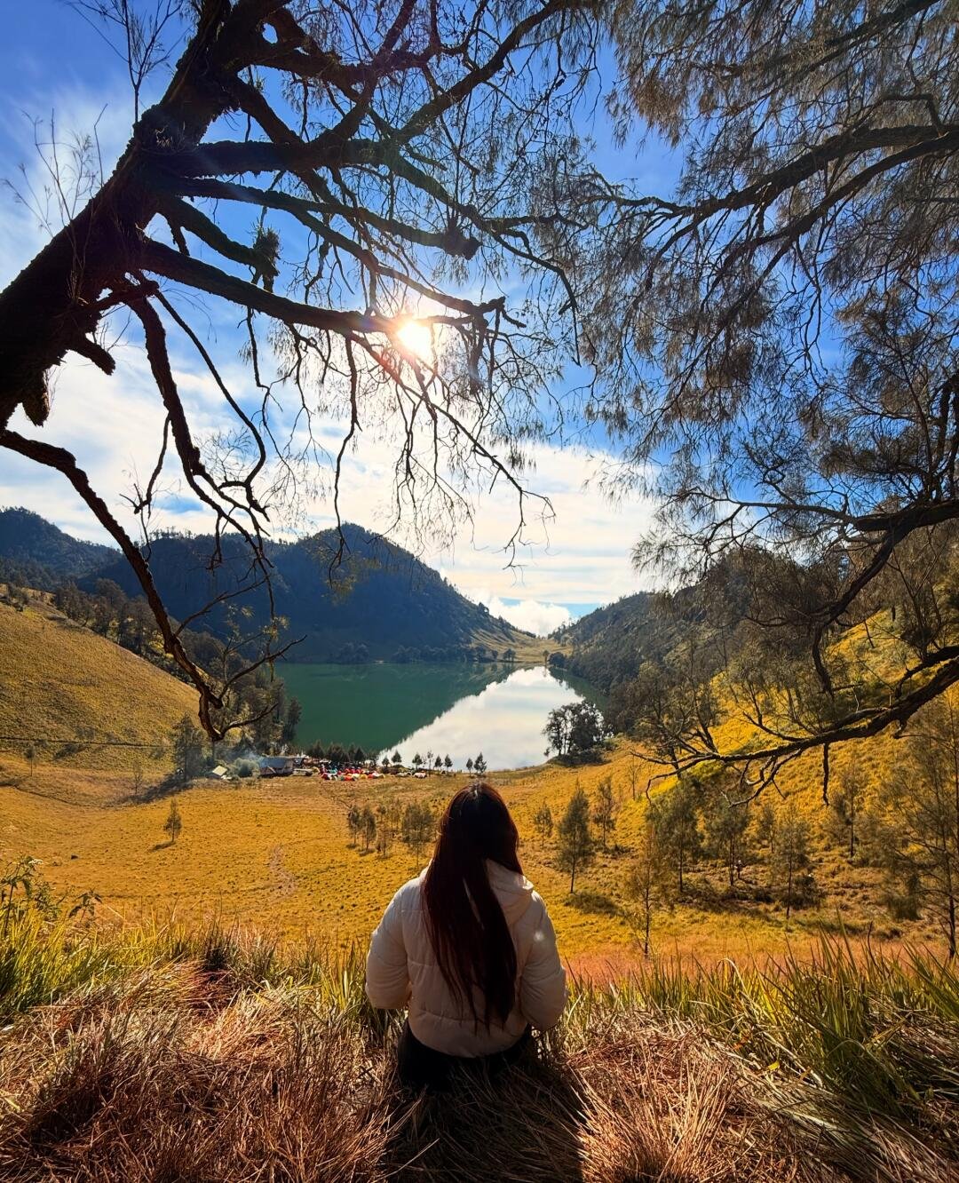 Ranu-Kumbolo-Mount-Semeru